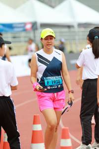 BIB: 1938
                            <button type="button" onclick="openModal(4646990)" class="btn btn-primary btn-sm float-right btn-popup" data-toggle="modal" data-target=".modal-high-quality">
                        <i class="fas fa-shopping-cart"></i> Add to Cart
                    </button>
                                            <button type="button" onclick="isThisMe(4646990, true)" class="btn btn-success btn-sm float-right btn-popup btn-isme hidden" data-toggle="tooltip" data-placement="bottom" title="นี่คือรูปของคุณใช่ไหม คลิกที่นี่เพื่อเอาเข้าอัลบั้ม">
                        <i class="fas fa-plus"></i> Add to album
                    </button>
                    <button type="button" onclick="isThisMe(4646990, false)" class="btn btn-warning btn-sm float-right btn-popup btn-isnotme hidden">
                        <i class="fas fa-ban"></i> Remove from album
                    </button>